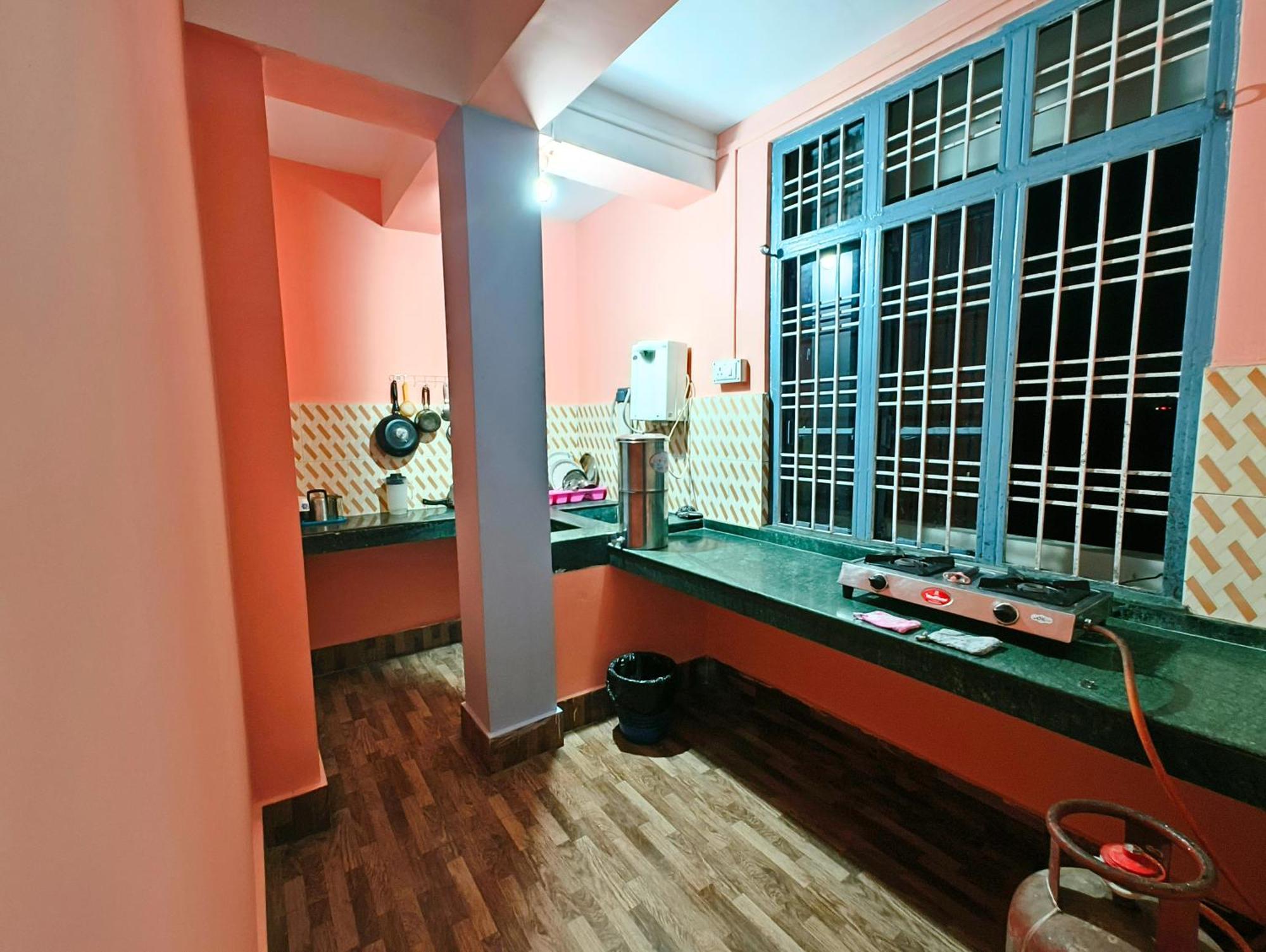 Taj Residency Holiday Homestay -Entire 1Bhk & 2Bhk Private Apartments -Call 767Ooo54Oo Jorhāt Exteriör bild