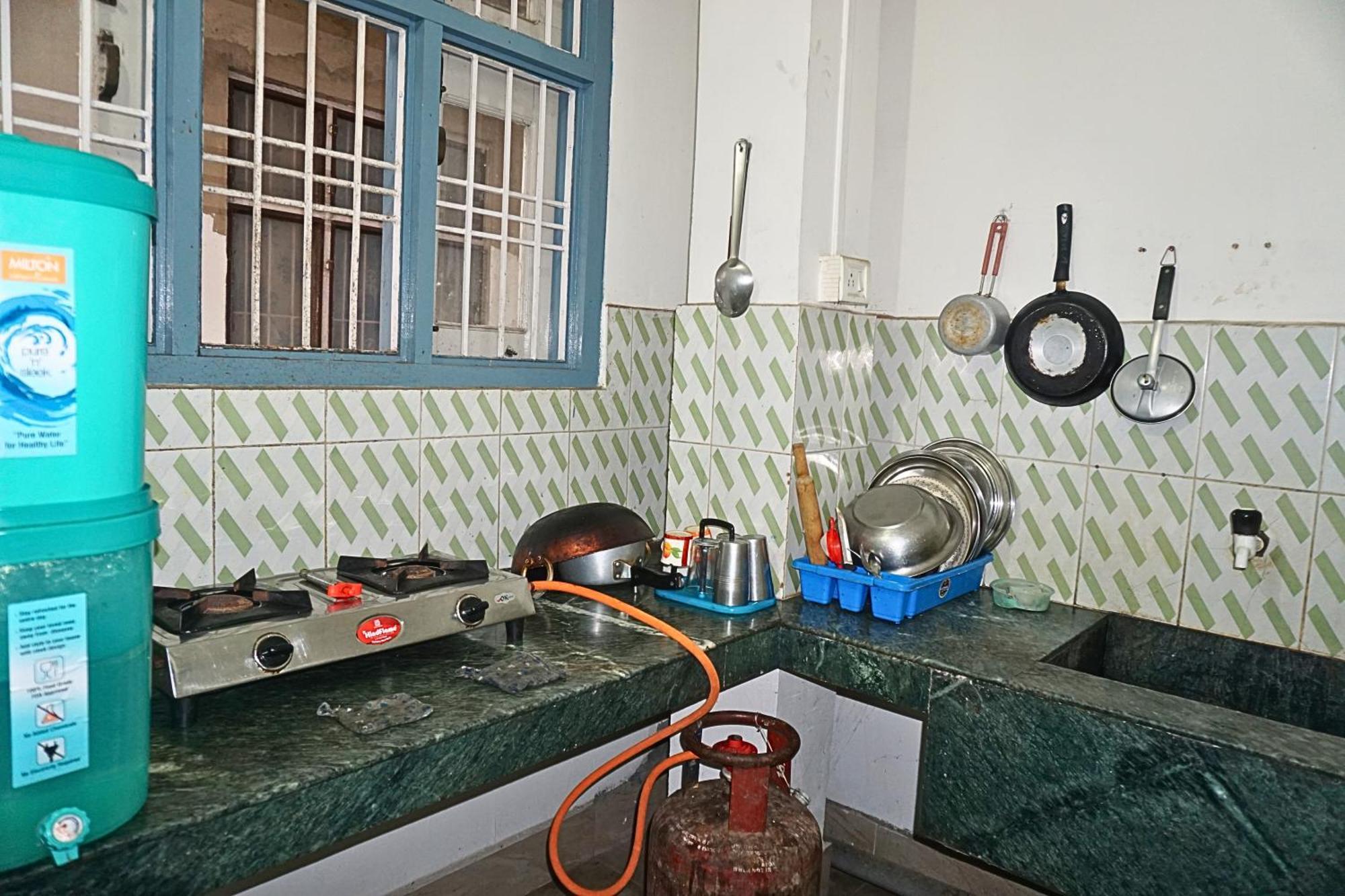 Taj Residency Holiday Homestay -Entire 1Bhk & 2Bhk Private Apartments -Call 767Ooo54Oo Jorhāt Exteriör bild